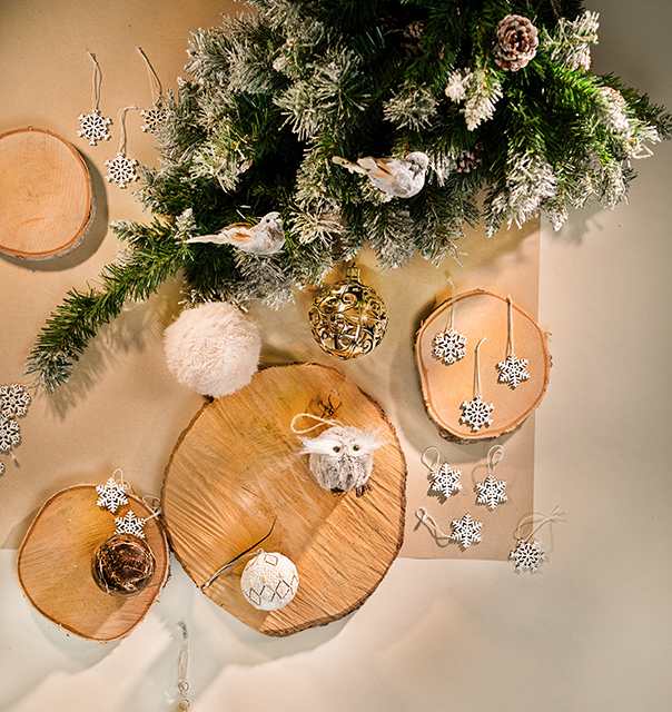 Rotājumi, dekori, lampiņas