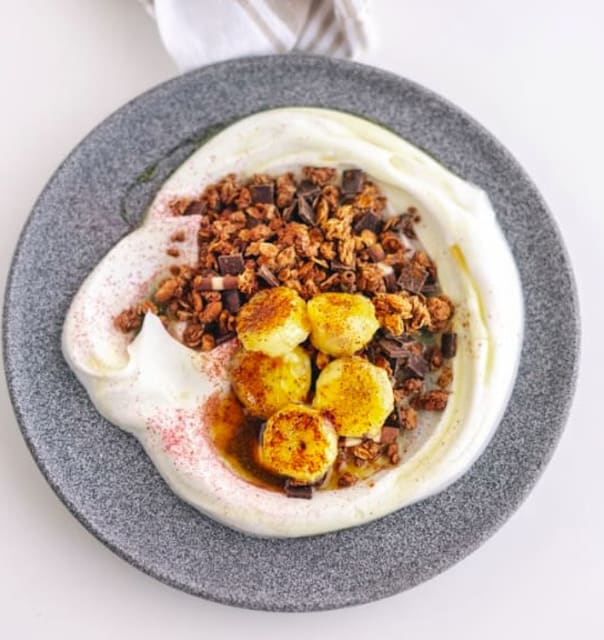 Muslis ar jogurtu un ceptiem banāniem