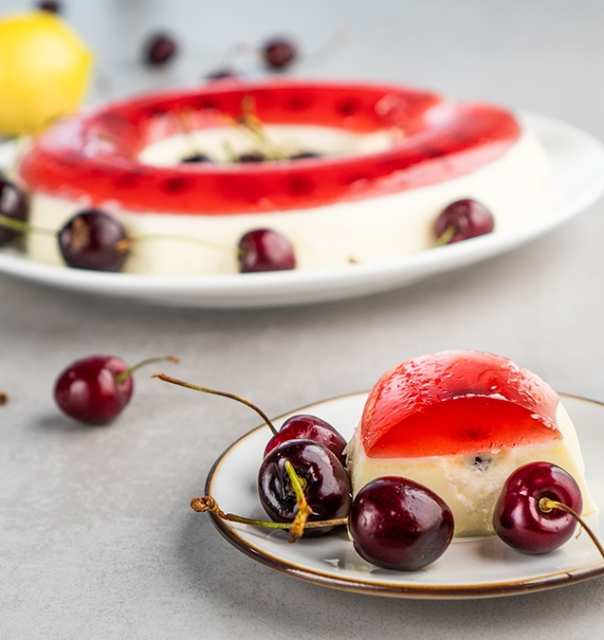 Ķiršu želejas kūka