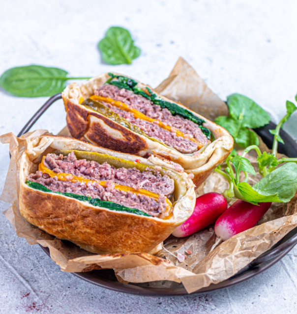 Tortiljā paslēptais Americano burgers