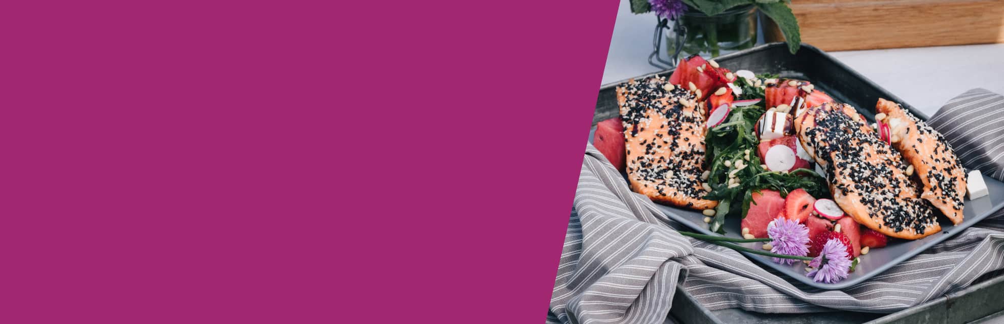 Grillitud lõhe värske arbuusisalatiga